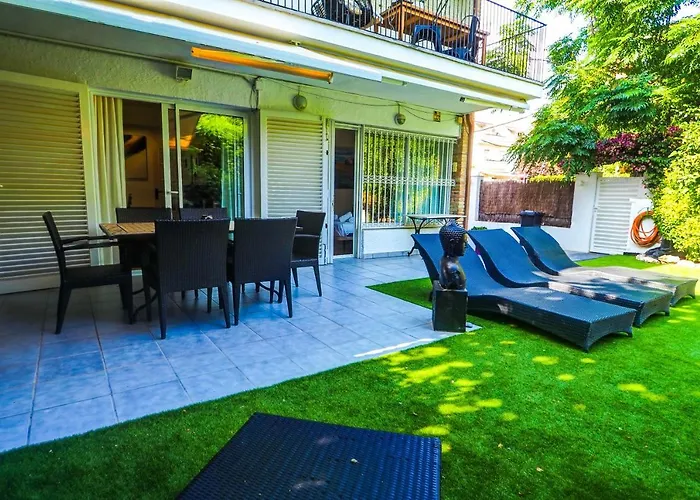 아파트 Garden Vinyet By Hello Homes *