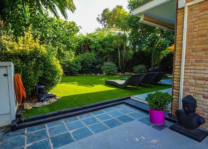 Garden Vinyet By Hello Homes 시체스
